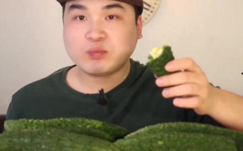 吃瓜帅小伙,揭秘娱乐圈背后的那些事儿