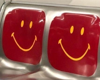 聚众吃瓜文案搞笑,一场聚众吃瓜的欢乐盛宴