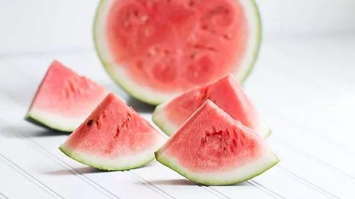 吃瓜群众出汗,吃瓜群众挥汗如雨